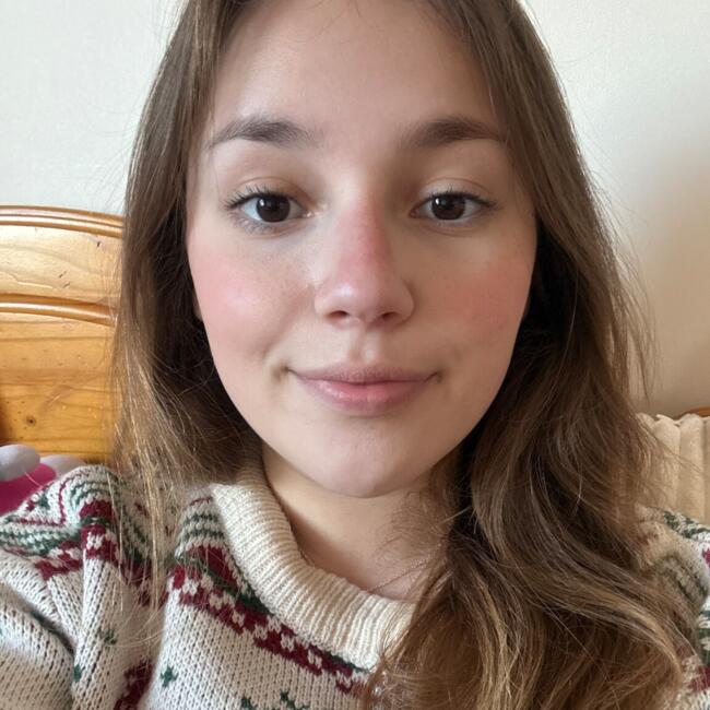 Babysitter in Claremorris: Ana Julia