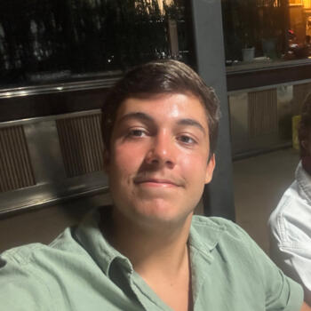 Babysitter in Carnaxide: Francisco