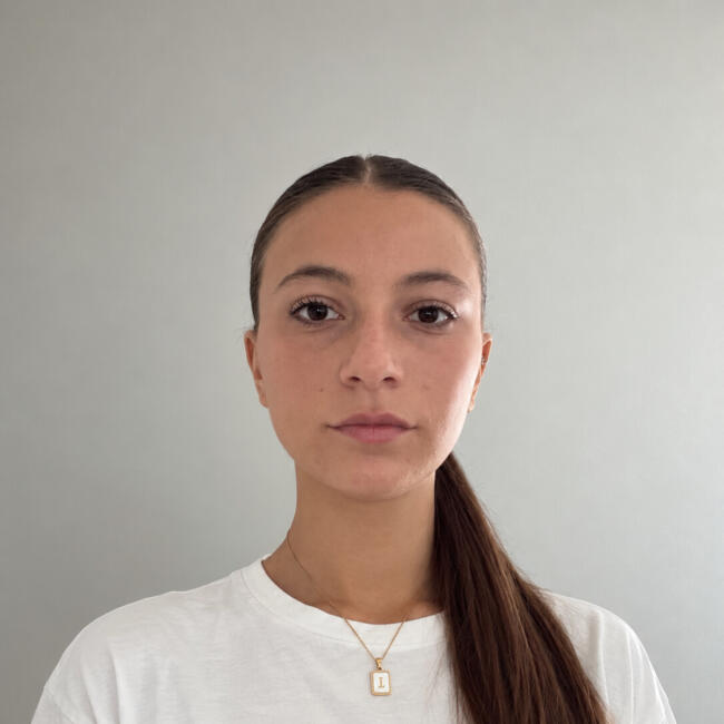 Babysitter in Vila Nova de Famalicão: Soraia