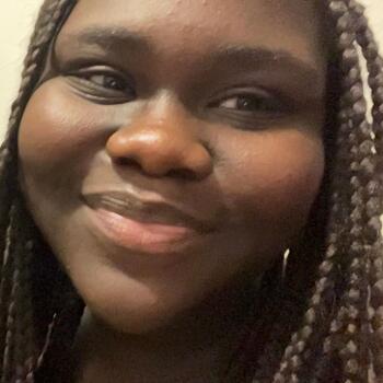 Babysitter in Villeneuve-la-Garenne: Noellie