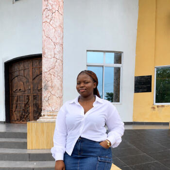 Babysitter in Calabar: Glory