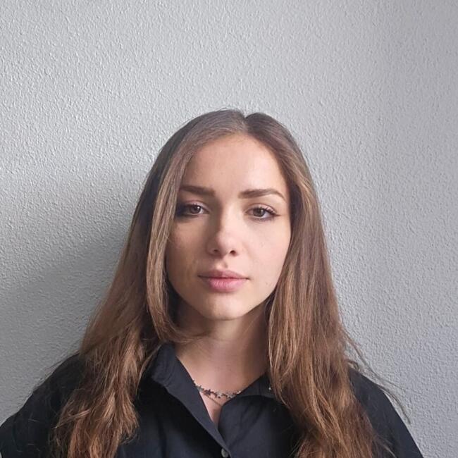 Babysitter in Mont-Saint-Martin: Francesca