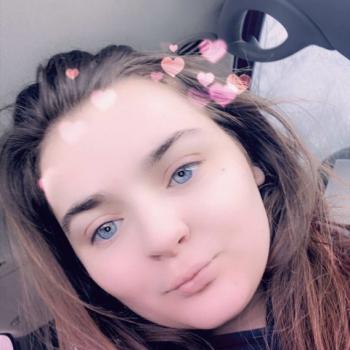 Babysitter in Fenton Oaks Mobile Home Community: Kailynn
