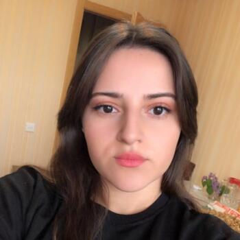 Nanny in Constantine: Inès