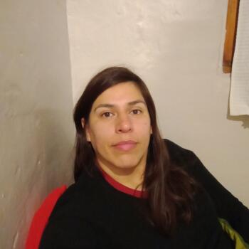 Niñera en San Fernando: María