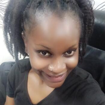 Babysitter στην περιοχή Ντόχα: Naomi