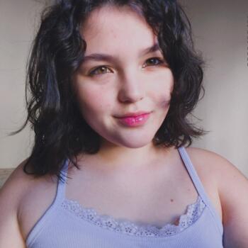 Babysitter in São Paulo: Camila Yumi