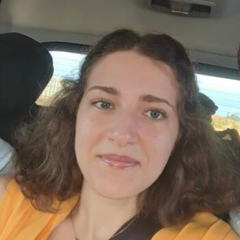 Babysitter in Carcassonne: Chloe