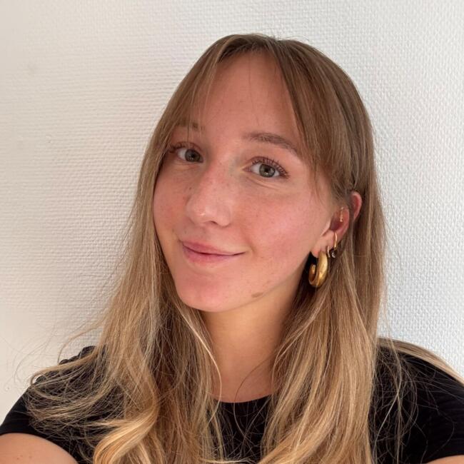 Baby-sitter à Woluwe-Saint-Pierre: Louise