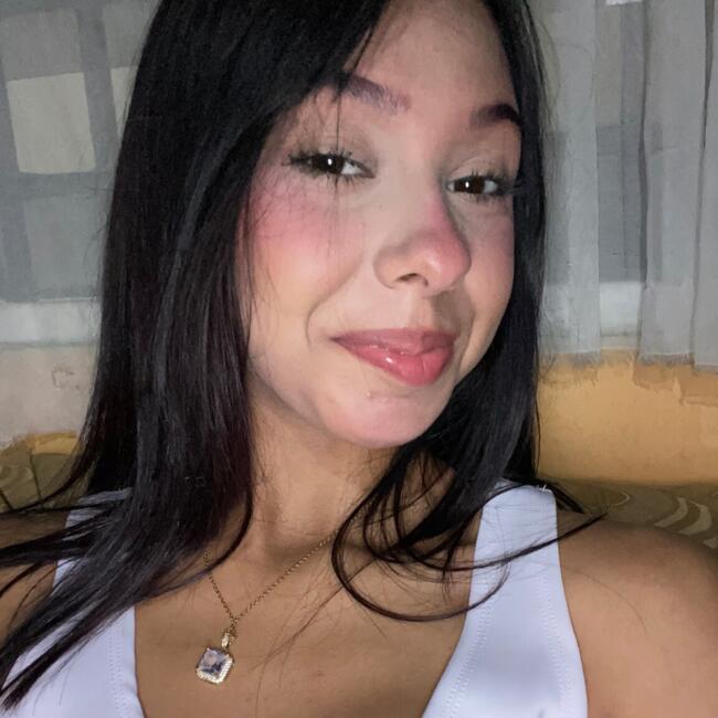 Babysitter in Valencia: Nicole