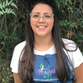 Babysitter in Curitiba: Júlia