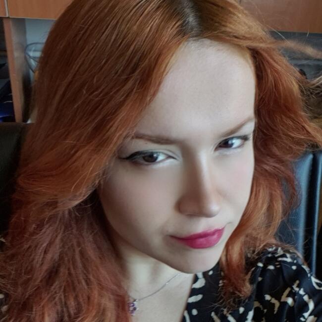 İstanbul bölgesinde bebek bakıcısı: Zeynep