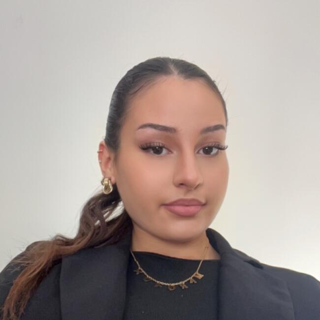 Babysitter in Lons-le-Saunier: Margaux