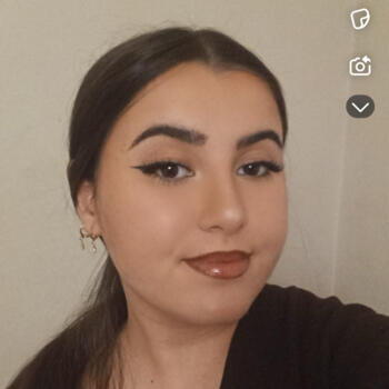 Babysitter in Palaiseau: Ines