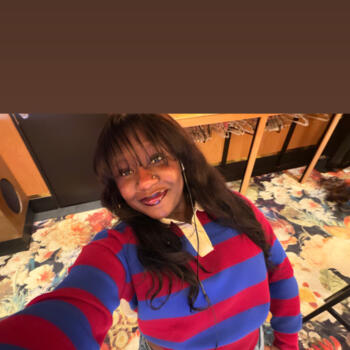 Babysitter in Montreal: Maimouna