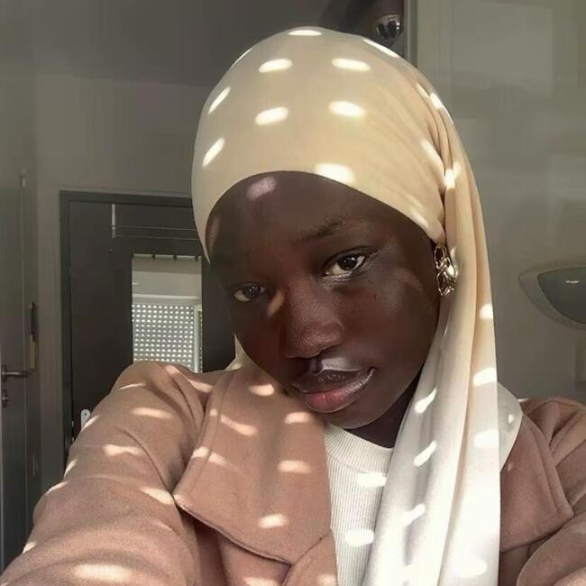 Babysitter in Montpellier: Sabele