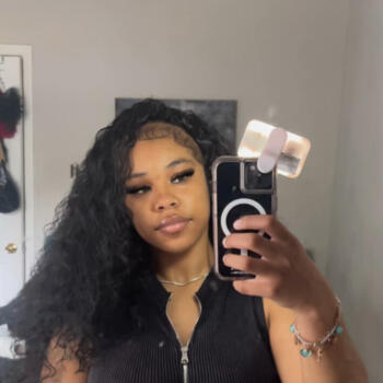 Babysitter in Memphis: Tamya