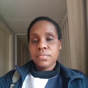 Babysitter in Johannesburg: Sikhanyisiwe