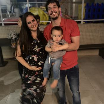 Emprego de babá em Gramado: Thaiane