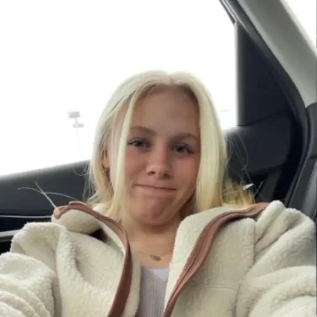 Baby-sitter in London: Olivia