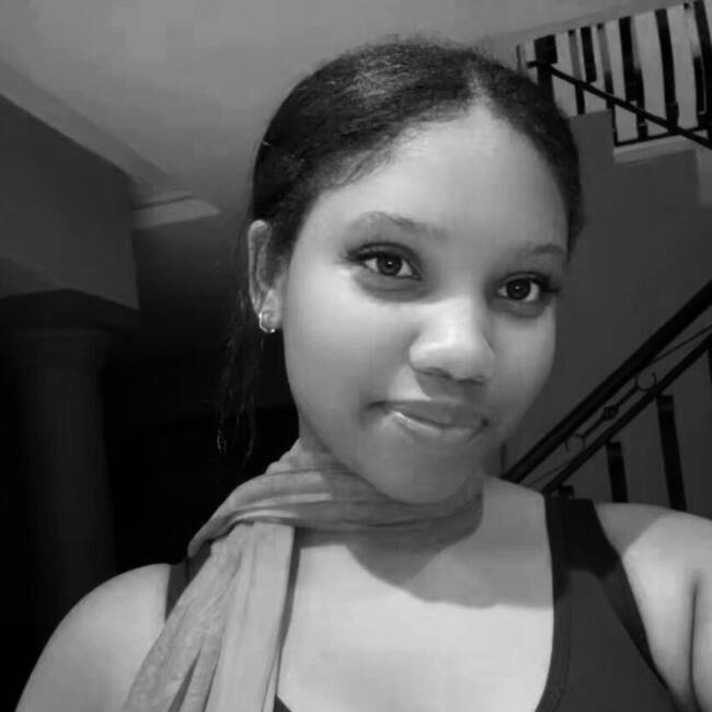 Babysitter in Jeffreys Bay: Liora