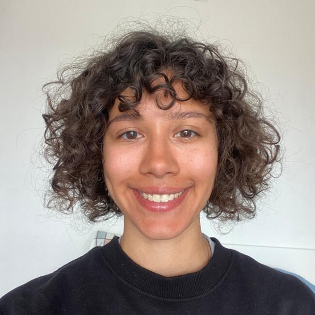 Babysitter in Cascais: Aimée Domenes