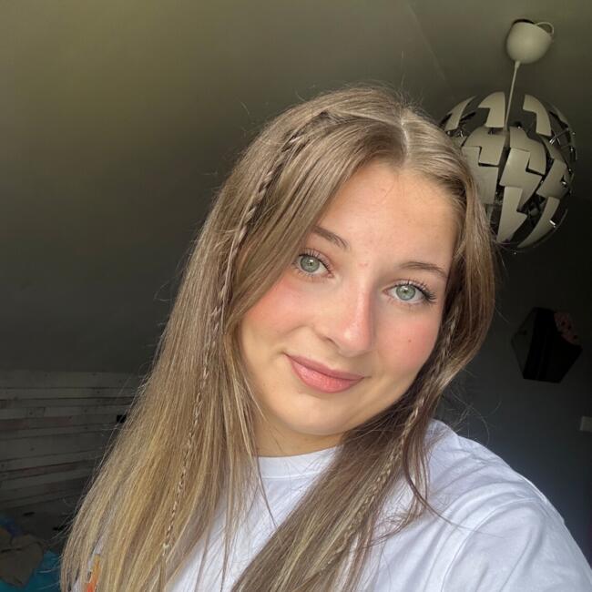 Babysitter in Besançon: Lilou