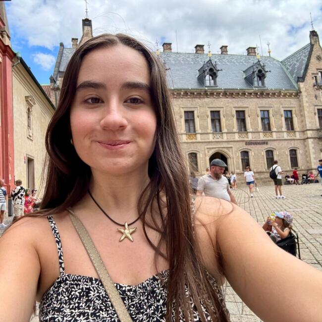 Babysitter in Pola de Siero: Sara