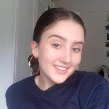 Babysitter in Brighton: Amber