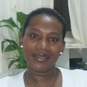 Babysitter in Campinas: Ana