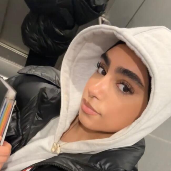 Baby-sitter à Clichy: Meriam