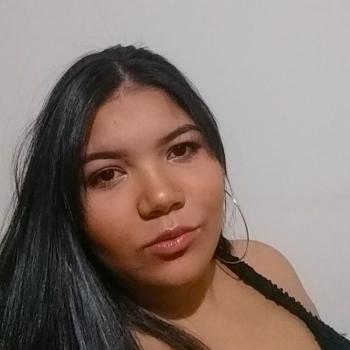 Babysitter Osasco: Laysa
