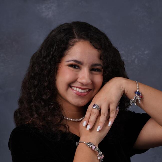 Babysitter in Miami: Andrea