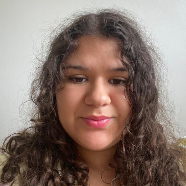 Babysitter in Swindon: Lilly