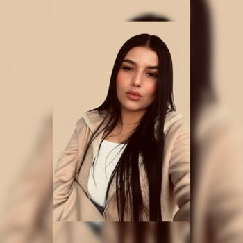 Niñera en Rionegro: Valentina