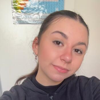 Babysitter in Curitiba: Maria Eduarda