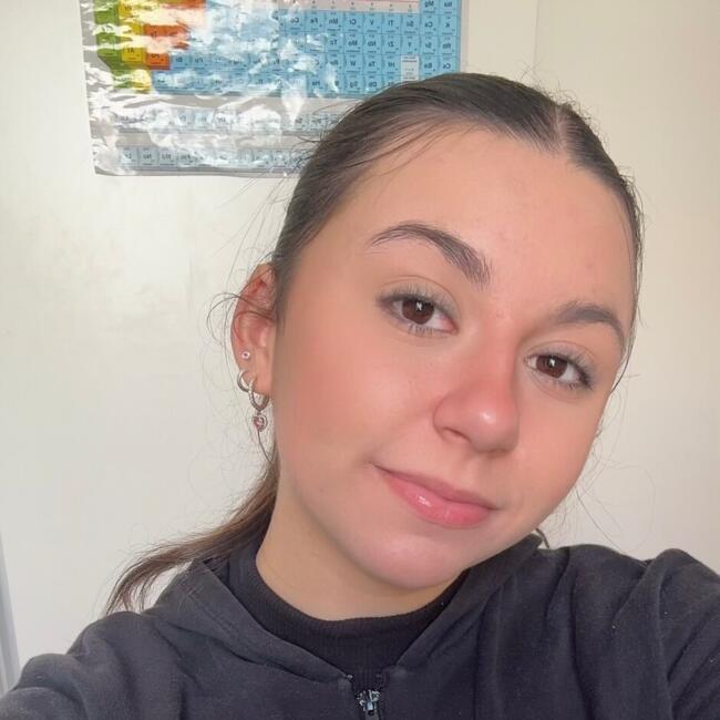 Babysitter in Curitiba: Maria Eduarda