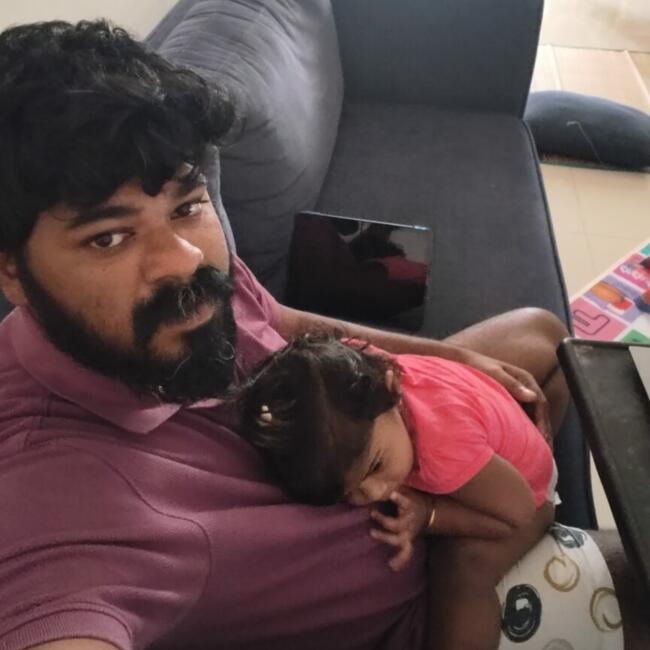 चेन्नई में बेबीसिटिंग की नौकरी: Santhosh