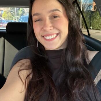 Babysitter in Madrid: Candela Dominguez