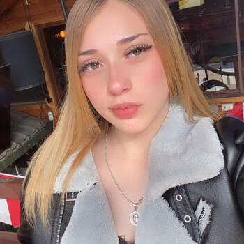 Babysitter Lota: Geily