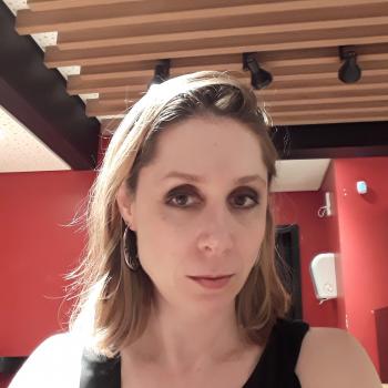 Emprego de babá Brusque: emprego de babá Michele