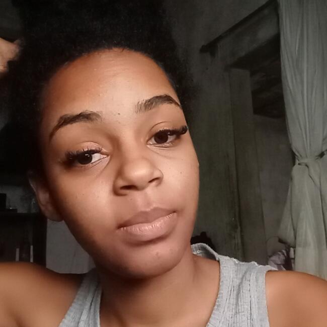 Babysitter in Nova Iguaçu: Beatriz