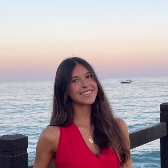 Canguro en Sevilla: Isabel