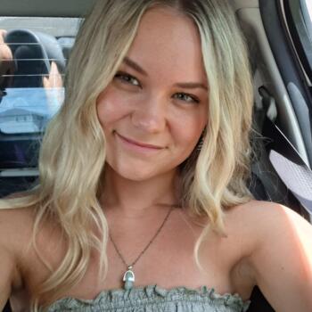 Babysitter in Tweed Heads: Eden