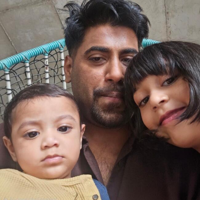 हैदराबाद में बेबीसिटिंग की नौकरी: Abrar