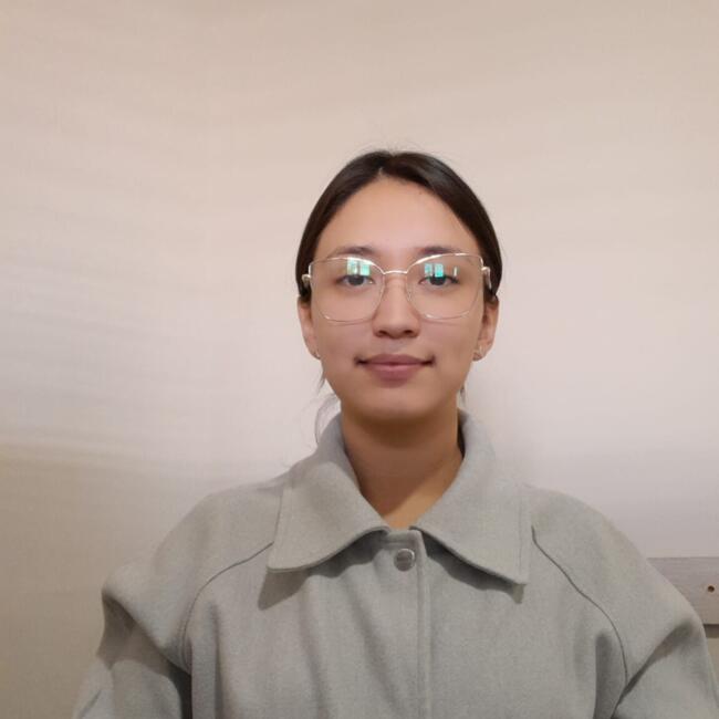 Babysitter in Trelew: MONSERRATT CARMEN