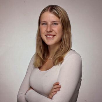 Babysitter Aschaffenburg: Lora