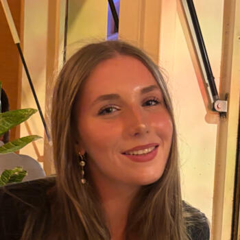 Babysitter in Paris: Jeanne
