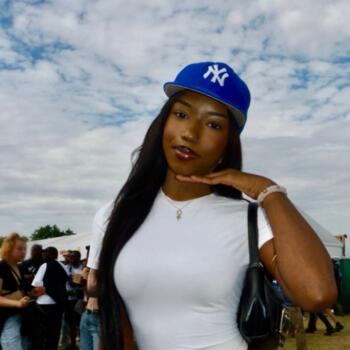 Babysitter Rueil-Malmaison: Aicha