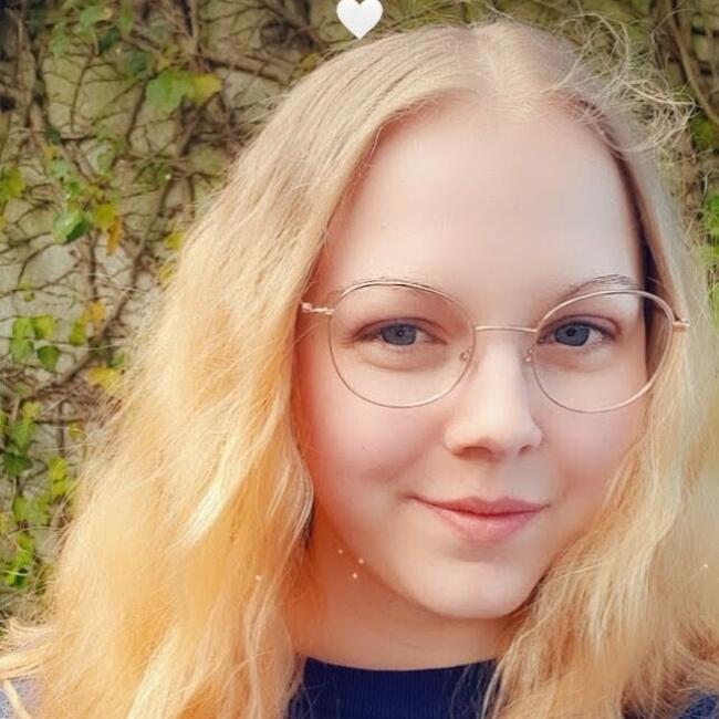 Babysitter Job in Hammah: Jasmin